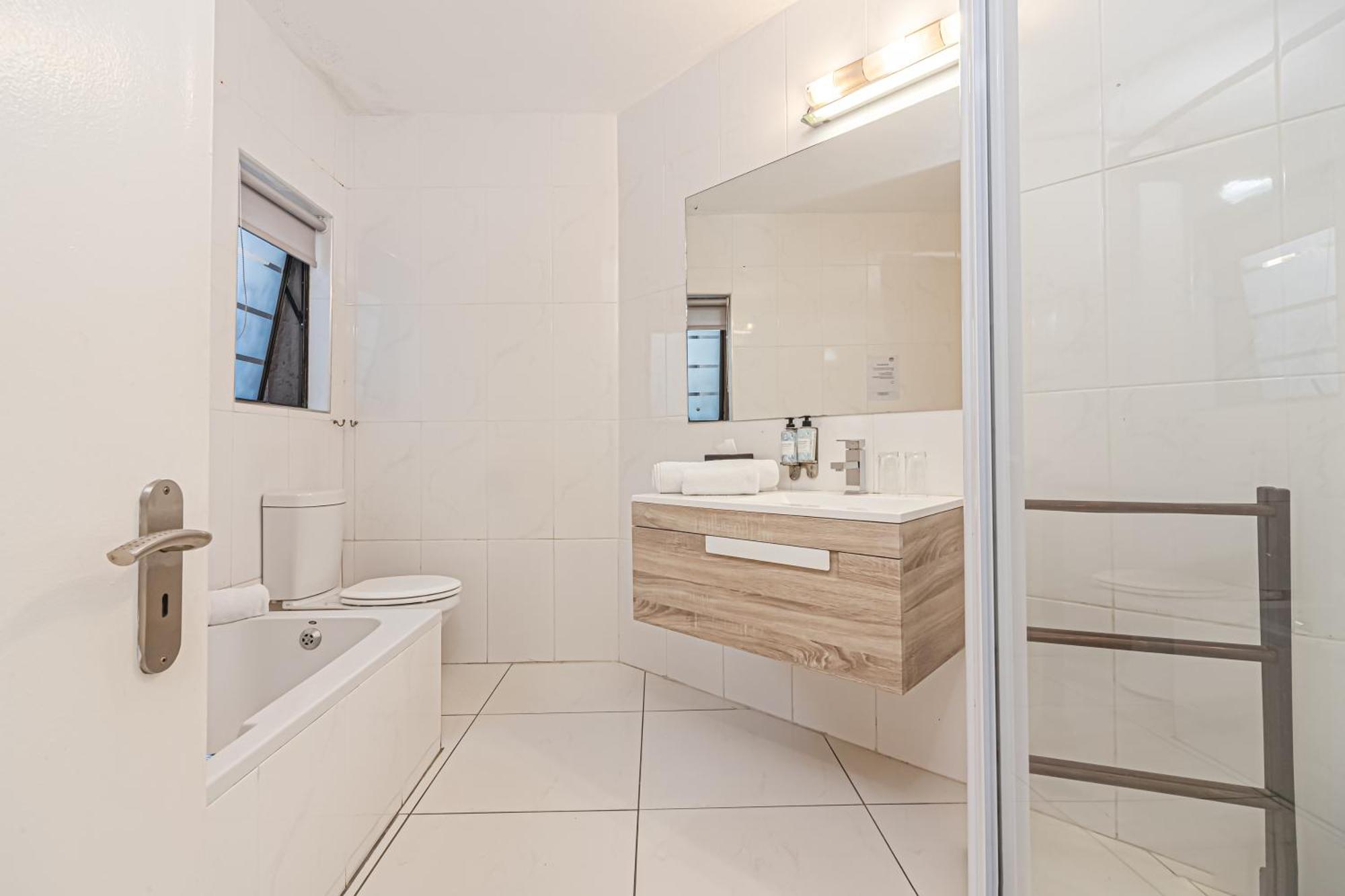 Le Petit Fillan Hotel Sandton Eksteriør billede