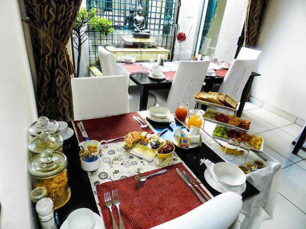 Le Petit Fillan Hotel Sandton Eksteriør billede