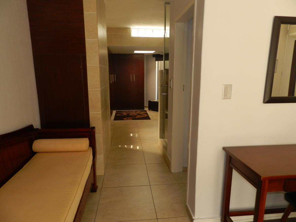 Le Petit Fillan Hotel Sandton Eksteriør billede