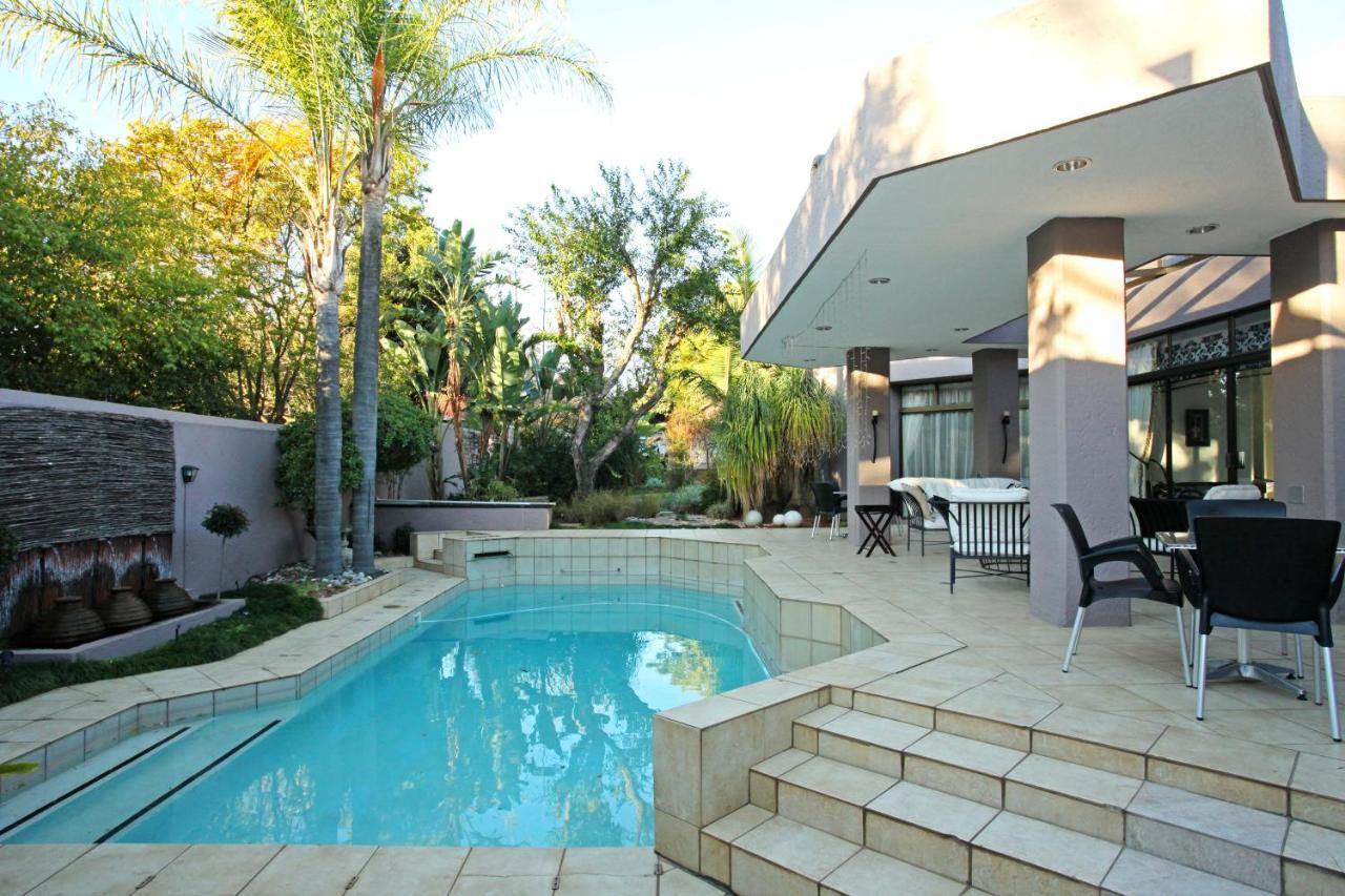 Le Petit Fillan Hotel Sandton Eksteriør billede