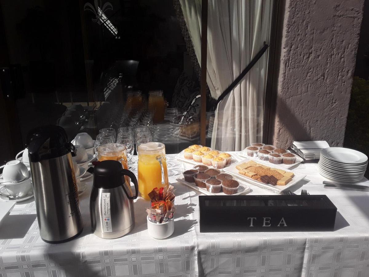 Le Petit Fillan Hotel Sandton Eksteriør billede
